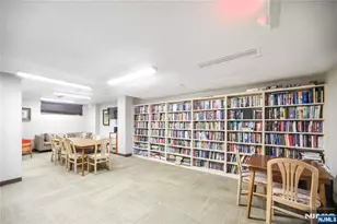 2077 Center Ave 20F, Fort Lee, NJ 07024 - Photo 21