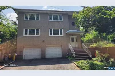 334 6th Street 1st Floor #1st floor, Palisades Park, NJ 07650 - Photo 1