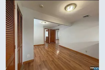 446 Post Avenue, Lyndhurst Township, NJ 07071 - Photo 17