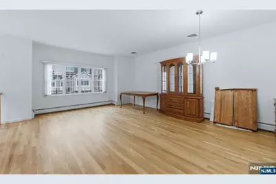 156 Stonegate Trail 156 #156, Cresskill, NJ 07626 - Photo 3