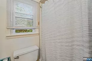 204 Union St, Ridgewood, NJ 07450 - Photo 15