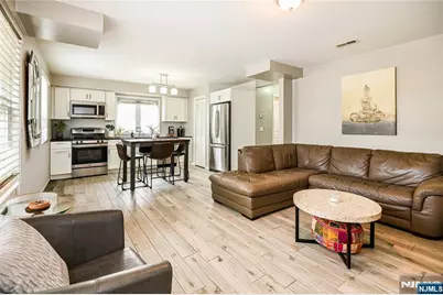 8 Chamberlain Avenue 1 - Ground L #1 - Ground L, Elmwood Park, NJ 07407 - Photo 3