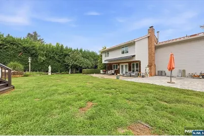 19 Hillside Road, Manalapan Township, NJ 07726 - Photo 31