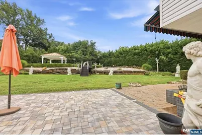 19 Hillside Road, Manalapan Township, NJ 07726 - Photo 29