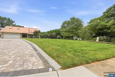 19 Hillside Road, Manalapan Township, NJ 07726 - Photo 41