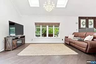 19 Hillside Rd, Manalapan Township, NJ 07726 - Photo 5