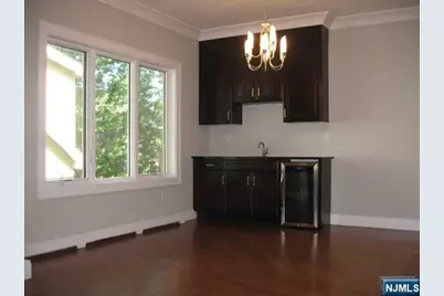 816 Jassamine Way, Fort Lee, NJ 07024 - Photo 5