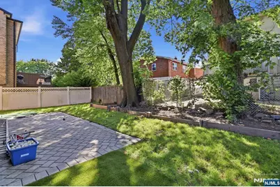 2477 6th Street 1st Floor #1st Floor, Fort Lee, NJ 07024 - Photo 27
