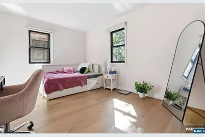 2477 6th Street 1st Floor #1st Floor, Fort Lee, NJ 07024 - Photo 13