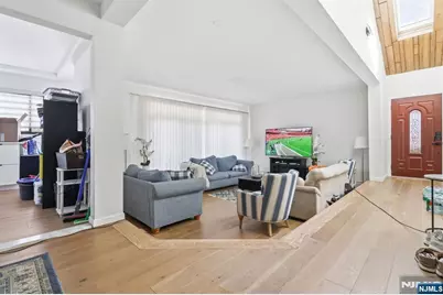 2477 6th Street 1st Floor #1st Floor, Fort Lee, NJ 07024 - Photo 9