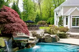457 Devonshire Dr, Franklin Lakes, NJ 07417 - Photo 3