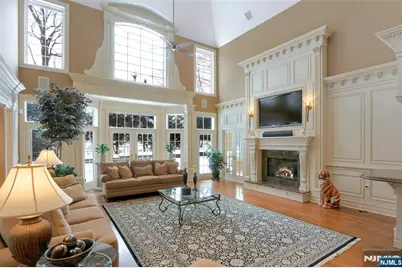 457 Devonshire Drive, Franklin Lakes, NJ 07417 - Photo 9