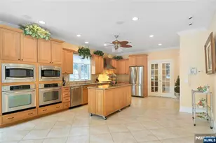 457 Devonshire Dr, Franklin Lakes, NJ 07417 - Photo 21