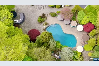 457 Devonshire Drive, Franklin Lakes, NJ 07417 - Photo 5