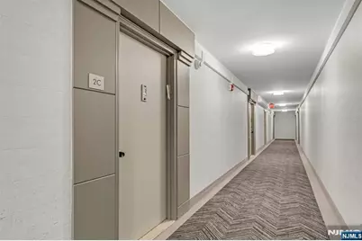 2185 Lemoine Avenue 2C #2C, Fort Lee, NJ 07024 - Photo 5