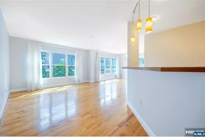 337 The Promenade 337 #337, Edgewater, NJ 07020 - Photo 7