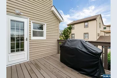 521 9th Street, Carlstadt, NJ 07072 - Photo 23