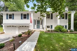 965 Edgewood Dr, Stillwater, NJ 07860 - Photo 1
