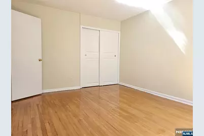 2195 N Central Road 3H #3H, Fort Lee, NJ 07024 - Photo 3