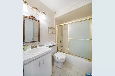 675 Raritan Road 6 #6, Clark Township, NJ 07066 - Photo 19