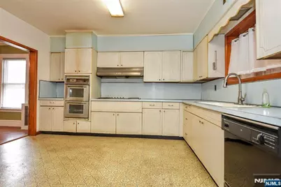 616 Elm Street, Maywood, NJ 07607 - Photo 11