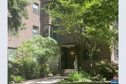 3060 Edwin 1A #1A, Fort Lee, NJ 07024 - Photo 1