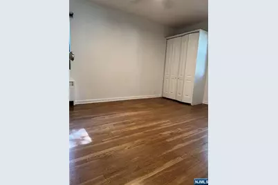 3060 Edwin 1A #1A, Fort Lee, NJ 07024 - Photo 5