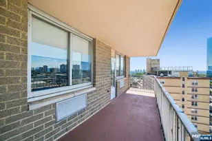 2150 Center Ave 16G, Fort Lee, NJ 07024 - Photo 19
