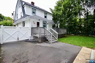 13-08 Ellis Ave, Fair Lawn, NJ 07410 - Photo 25