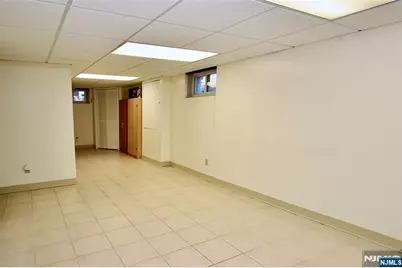 13-08 Ellis Avenue, Fair Lawn, NJ 07410 - Photo 19