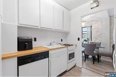 25 Grand Avenue 6E #6E, Hackensack, NJ 07601 - Photo 9