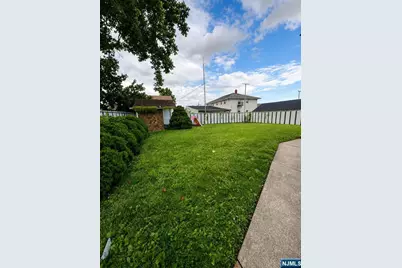 140 Silleck Street, Clifton, NJ 07013 - Photo 17