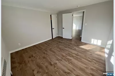 34 Wagner Place 2 #2, Hawthorne, NJ 07506 - Photo 13