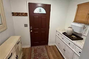 24 Roosevelt Ave, Bergenfield, NJ 07621 - Photo 9