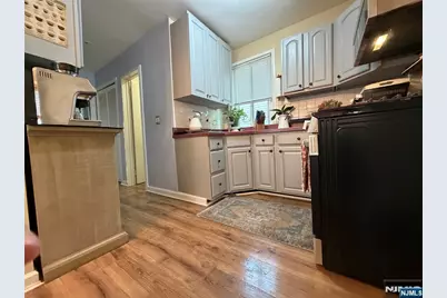 24 Roosevelt Avenue, Bergenfield, NJ 07621 - Photo 23