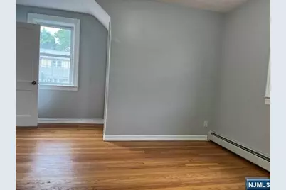 1014 Ponsi Street 2nd Floor #2nd Floor, Fort Lee, NJ 07024 - Photo 11