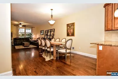 36 Michael Lane 5 #5, Wallington, NJ 07057 - Photo 3