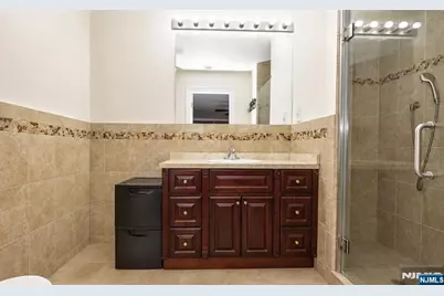 36 Michael Lane 5 #5, Wallington, NJ 07057 - Photo 17
