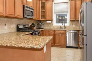 36 Michael Ln 5, Wallington, NJ 07057 - Photo 9
