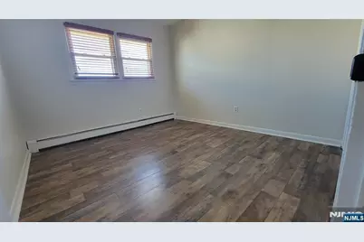 39 Wadsworth Street 2 #2, Wallington, NJ 07057 - Photo 9