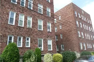 30 Harriet Ave 5C, Palisades Park, NJ 07650 - Photo 1