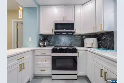 69 Main Avenue, Wallington, NJ 07057 - Photo 7