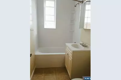 30 Harriet Avenue 12Ne #12NE, Palisades Park, NJ 07650 - Photo 7