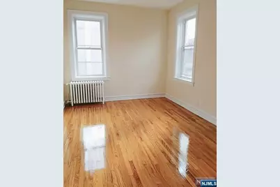 30 Harriet Avenue 12Ne #12NE, Palisades Park, NJ 07650 - Photo 3