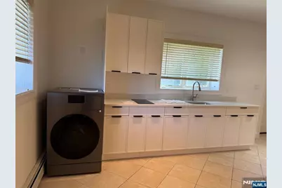 535 7th Street B #B, Palisades Park, NJ 07650 - Photo 5