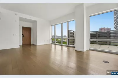 75 Park Lane, Jersey City, NJ 07310 - Photo 3