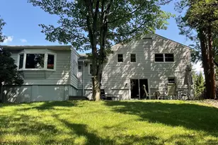 51 Earnshaw Pl, Clifton, NJ 07013 - Photo 5