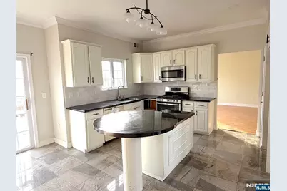 11 Decicco Drive, Raritan, NJ 08869 - Photo 7