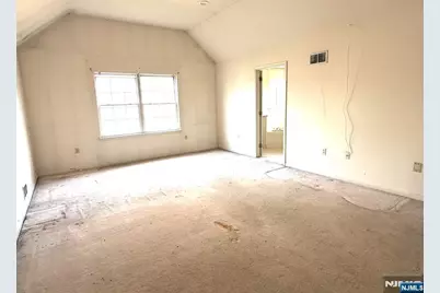 11 Decicco Drive, Raritan, NJ 08869 - Photo 11