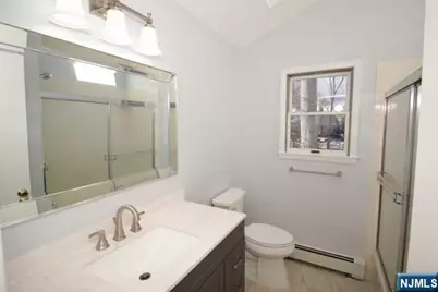 21 Waibel Drive, Allendale, NJ 07401 - Photo 9